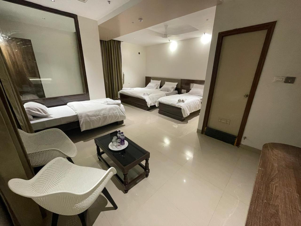 Model Grand Inn Bellary Exterior photo